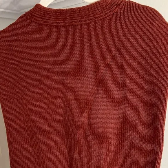 Darling Keen Vest in Sable color Size L - Picture 8 of 9